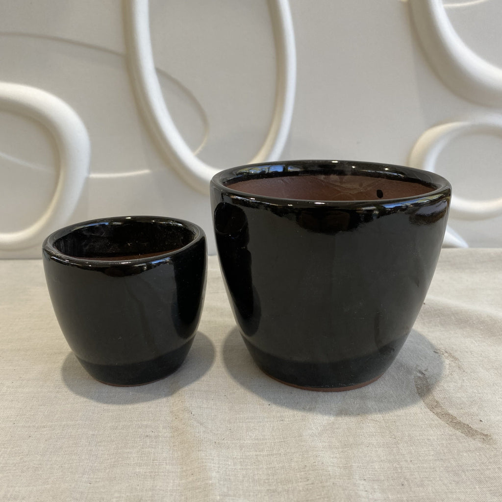 Small Hana Floral Pot Black