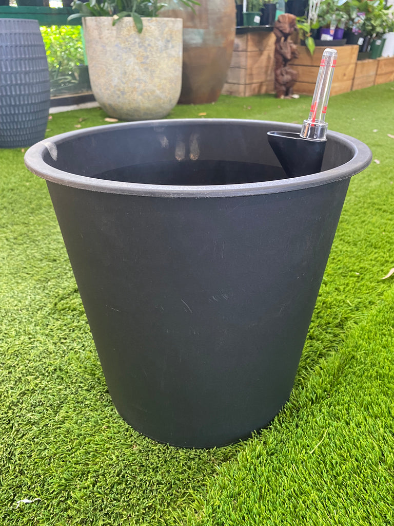 Self-Watering Plastic Pot